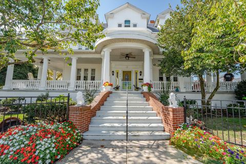 Photo of 216 E Fern Road, Wildwood Crest, NJ 08260 (MLS # 253091)