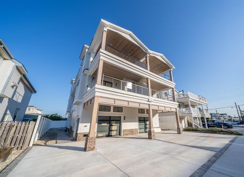 Townhouse For Sale - 7304 Pleasure Avenue #SOUTH<br/> Cape May County, Sea Isle City, NJ 08243