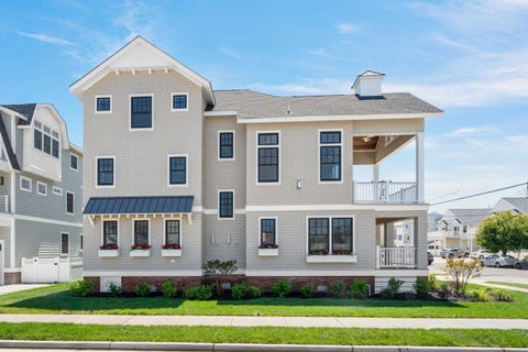 Homes For Sale - 401 E 10th Avenue<br/> North Wildwood, NJ 08260