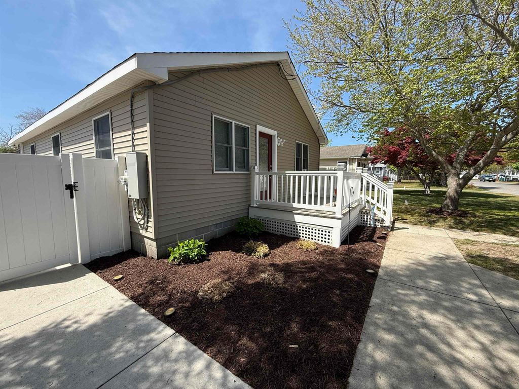 Photo of 128 Texas Avenue, Villas, NJ 08251 (MLS # 261083)