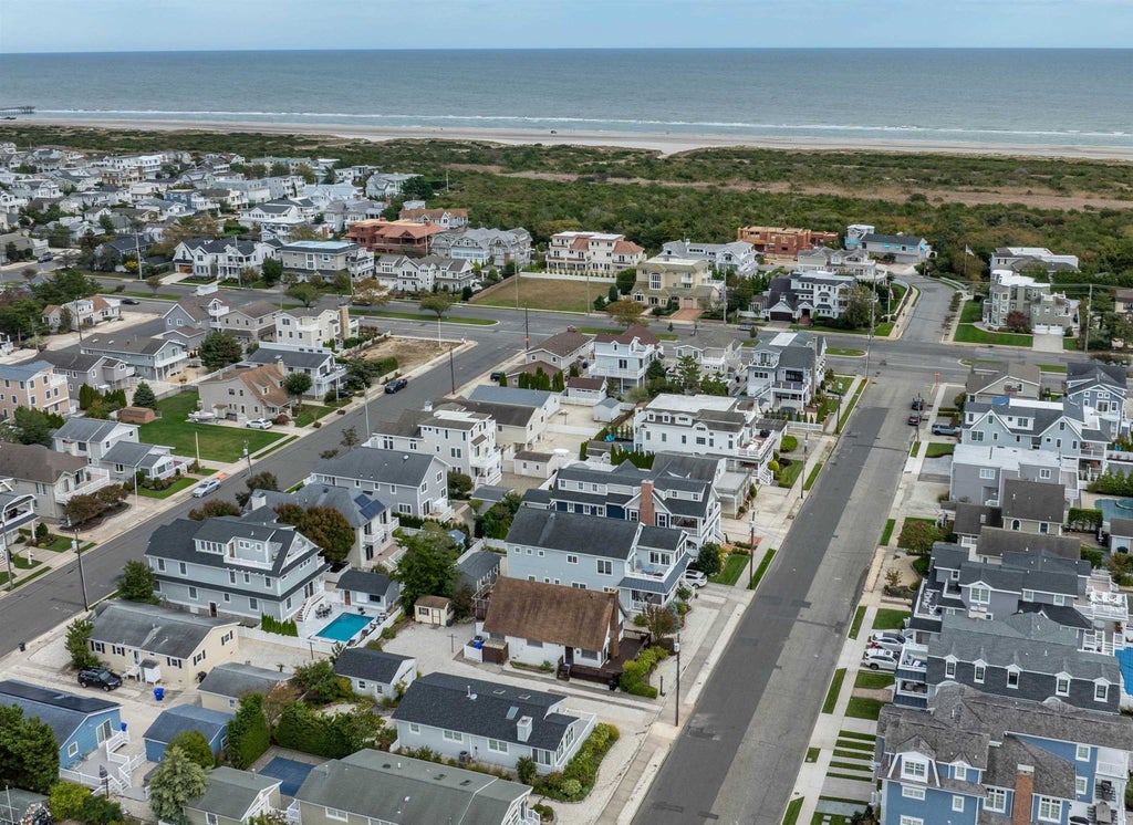 Photo of 261 43rd Street ST, Avalon, NJ 08202 (MLS # 262951)