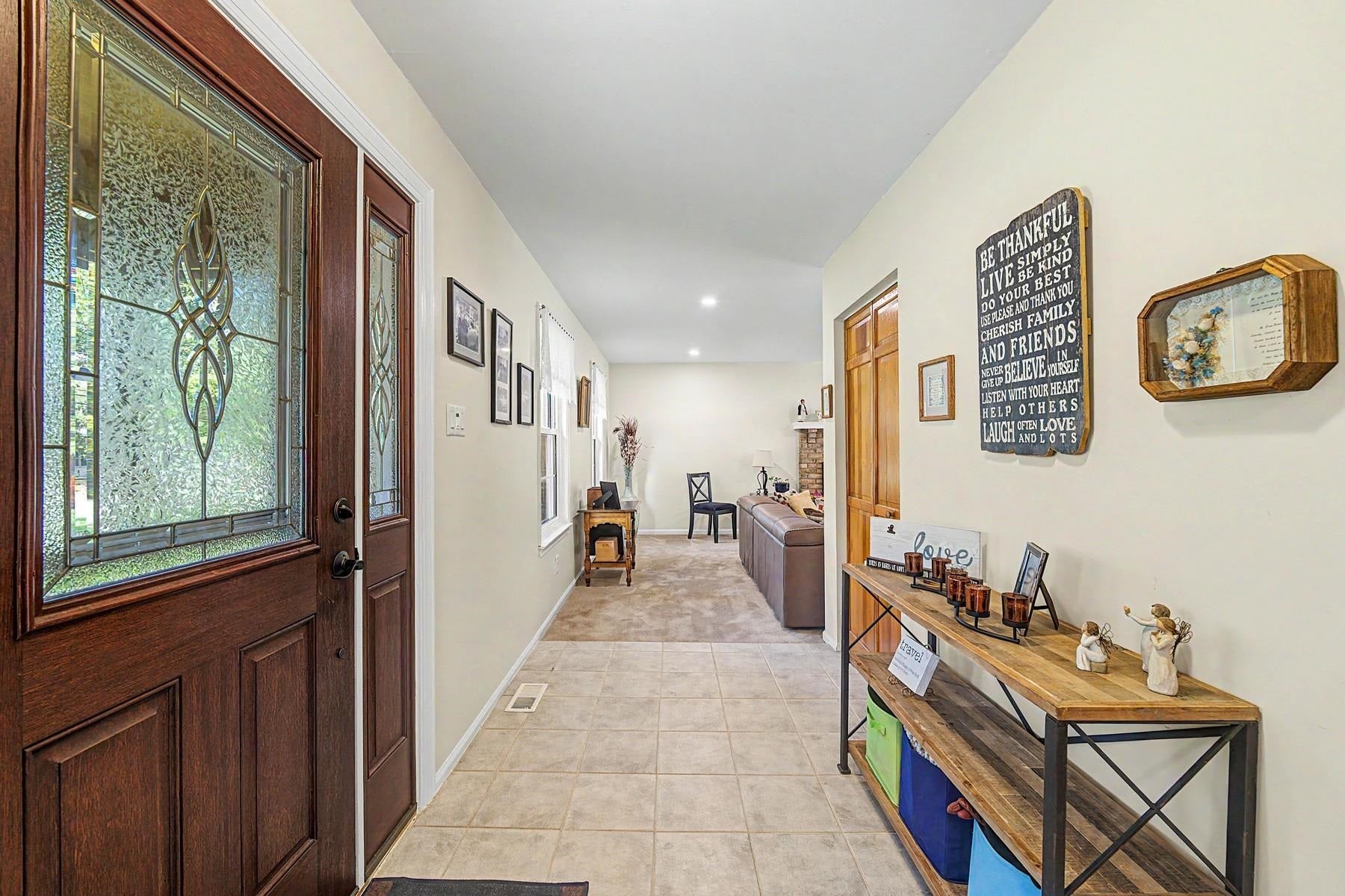 406 Tuckahoe Road