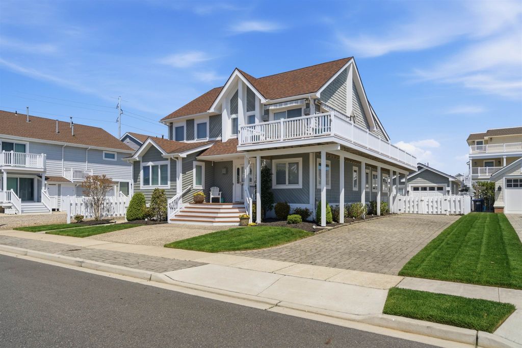 Photo of 281 69th Street, Avalon, NJ 08202 (MLS # 261257)