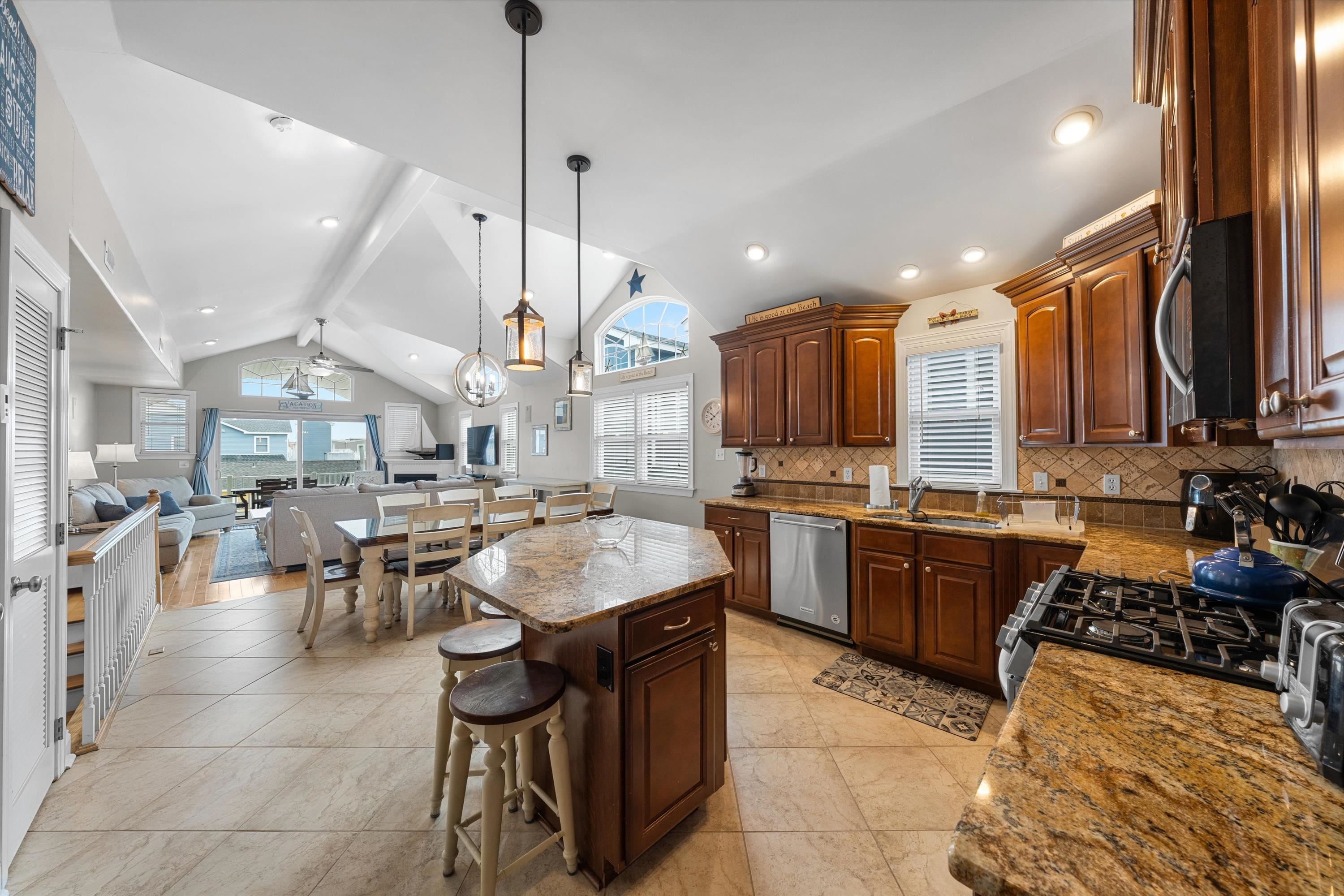 32 47th Street #EAST UNIT, Sea Isle City, New Jersey image 14
