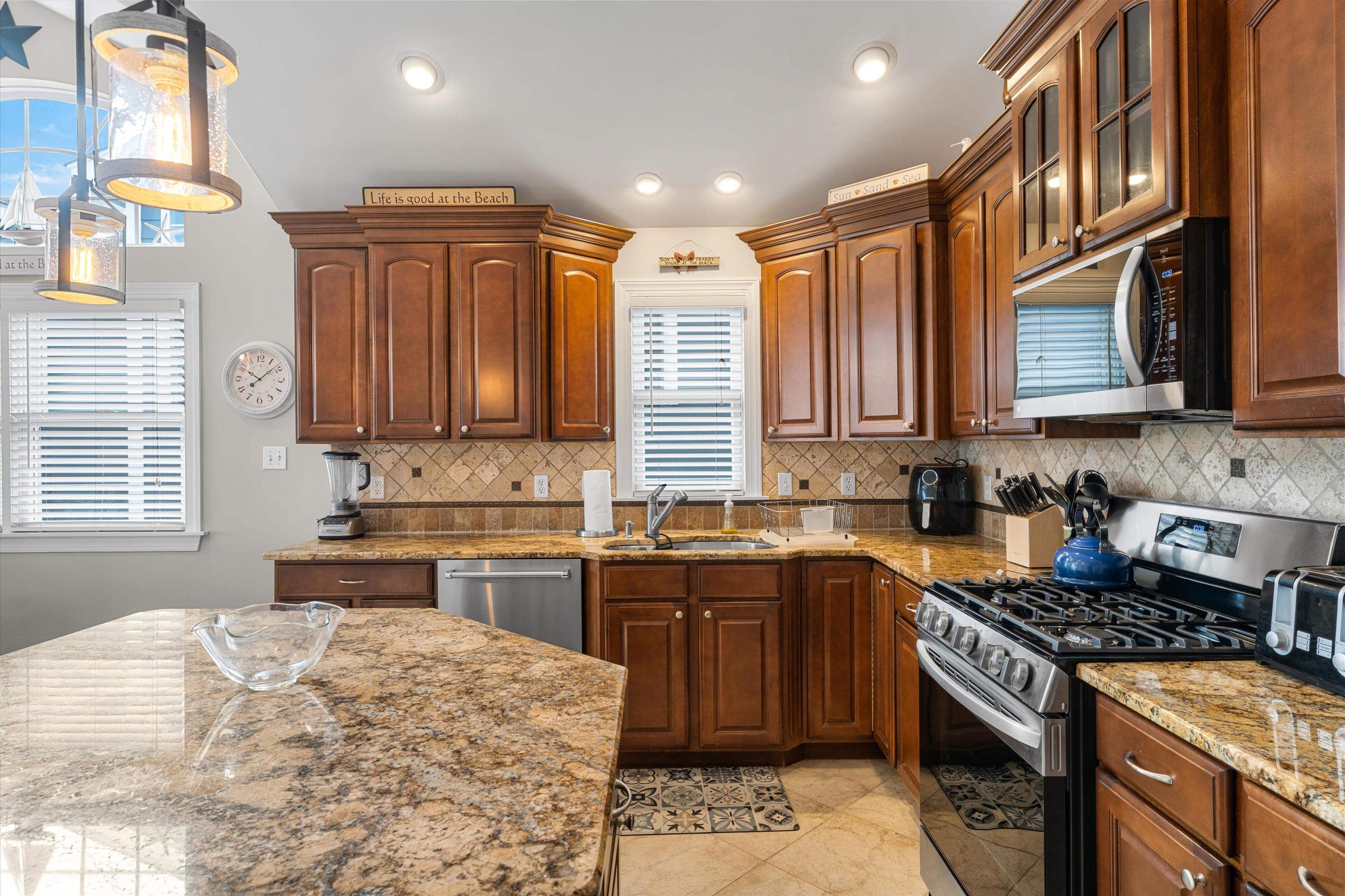 32 47th Street #EAST UNIT, Sea Isle City, New Jersey image 13
