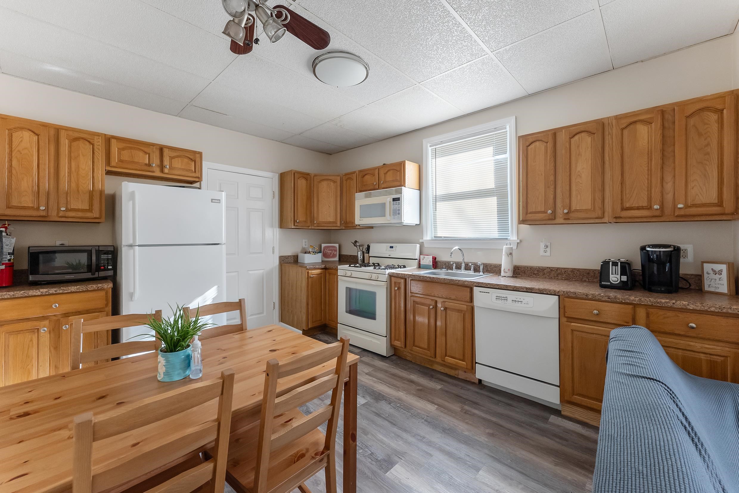 107 E Magnolia Avenue #4 AKA 2R, Wildwood, New Jersey image 3