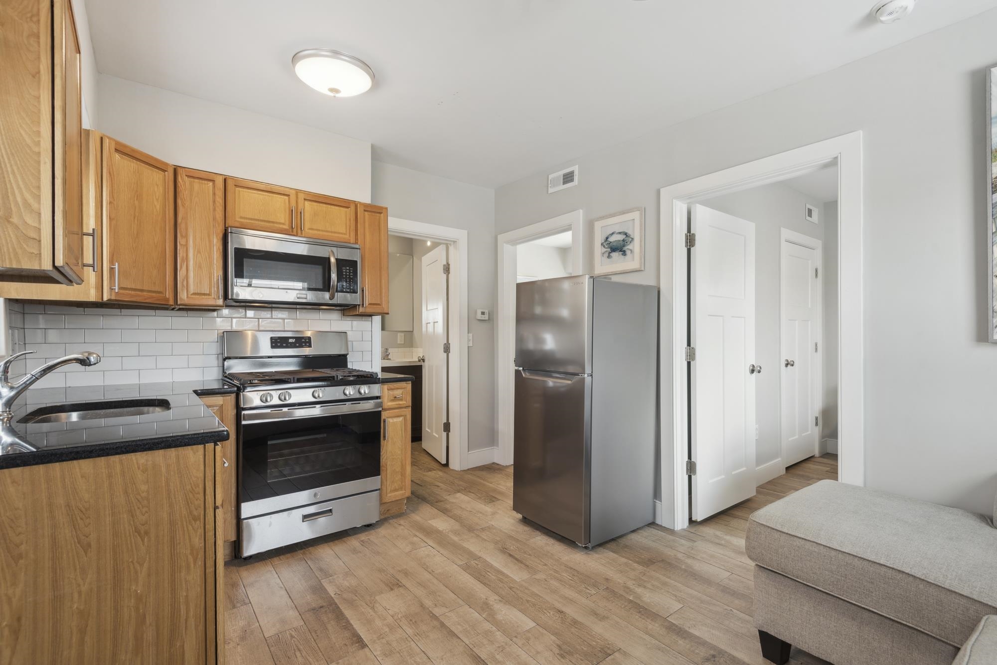100 E Poplar Avenue #3, Wildwood, New Jersey image 8