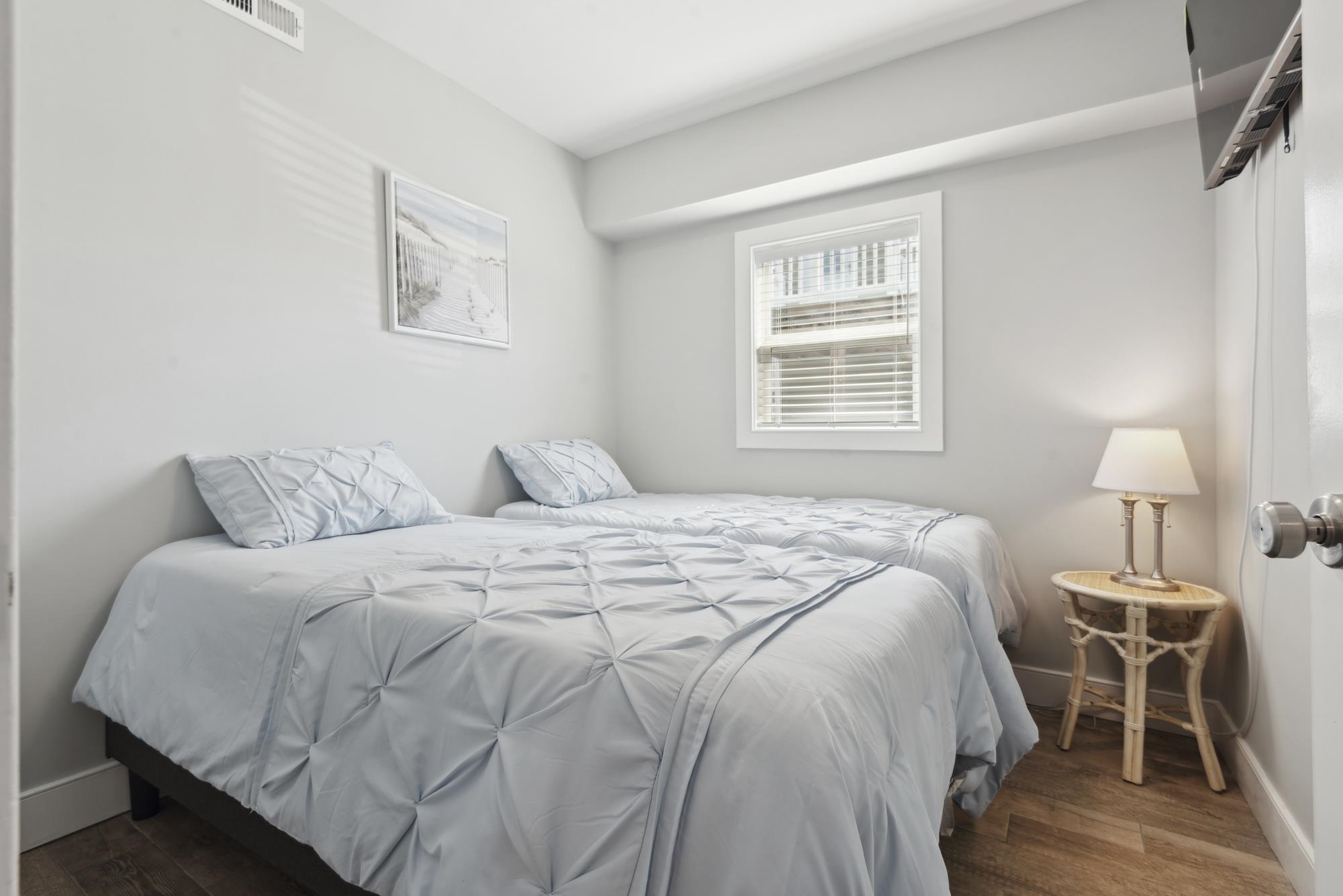100 E Poplar Avenue #3, Wildwood, New Jersey image 4