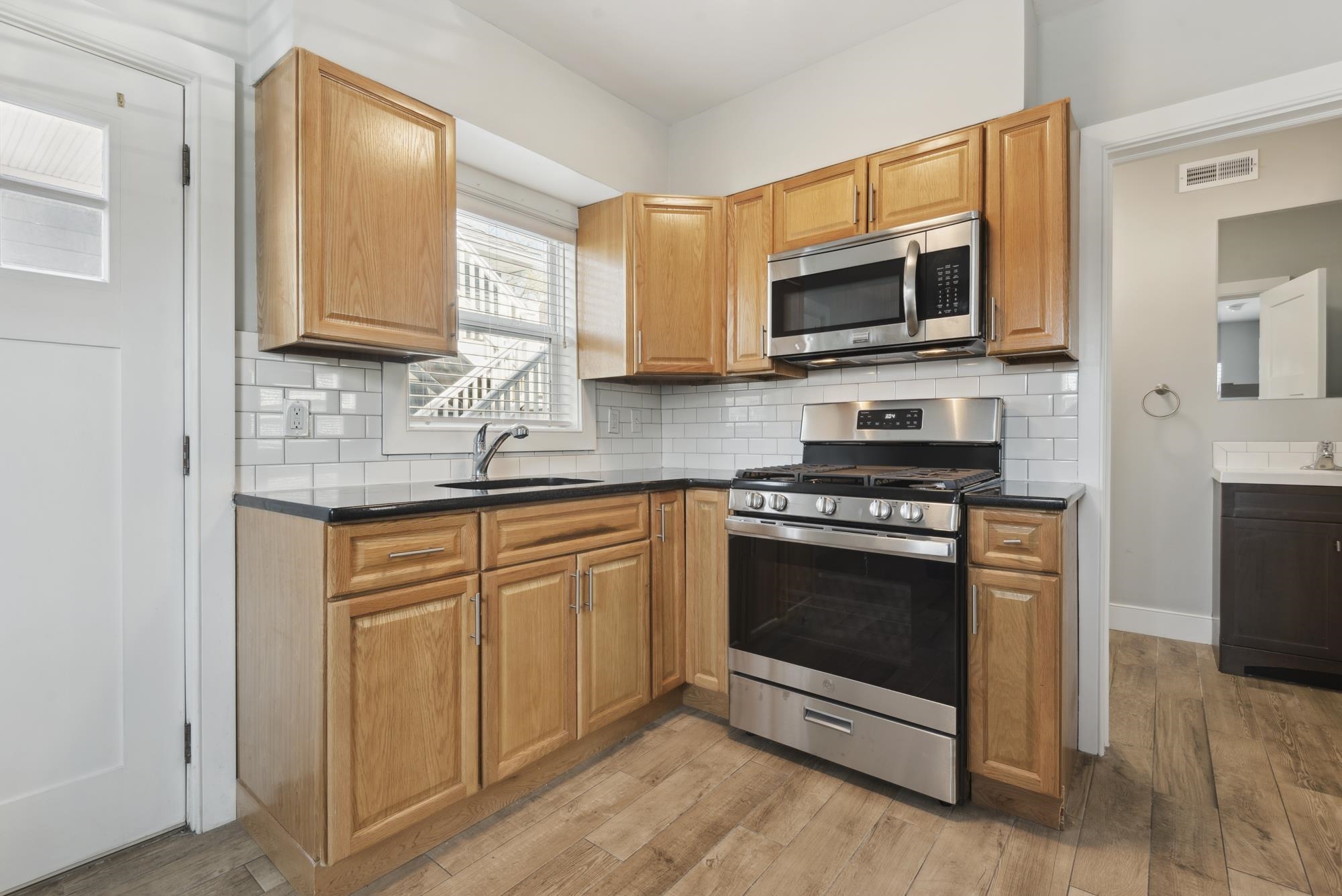 100 E Poplar Avenue #3, Wildwood, New Jersey image 7