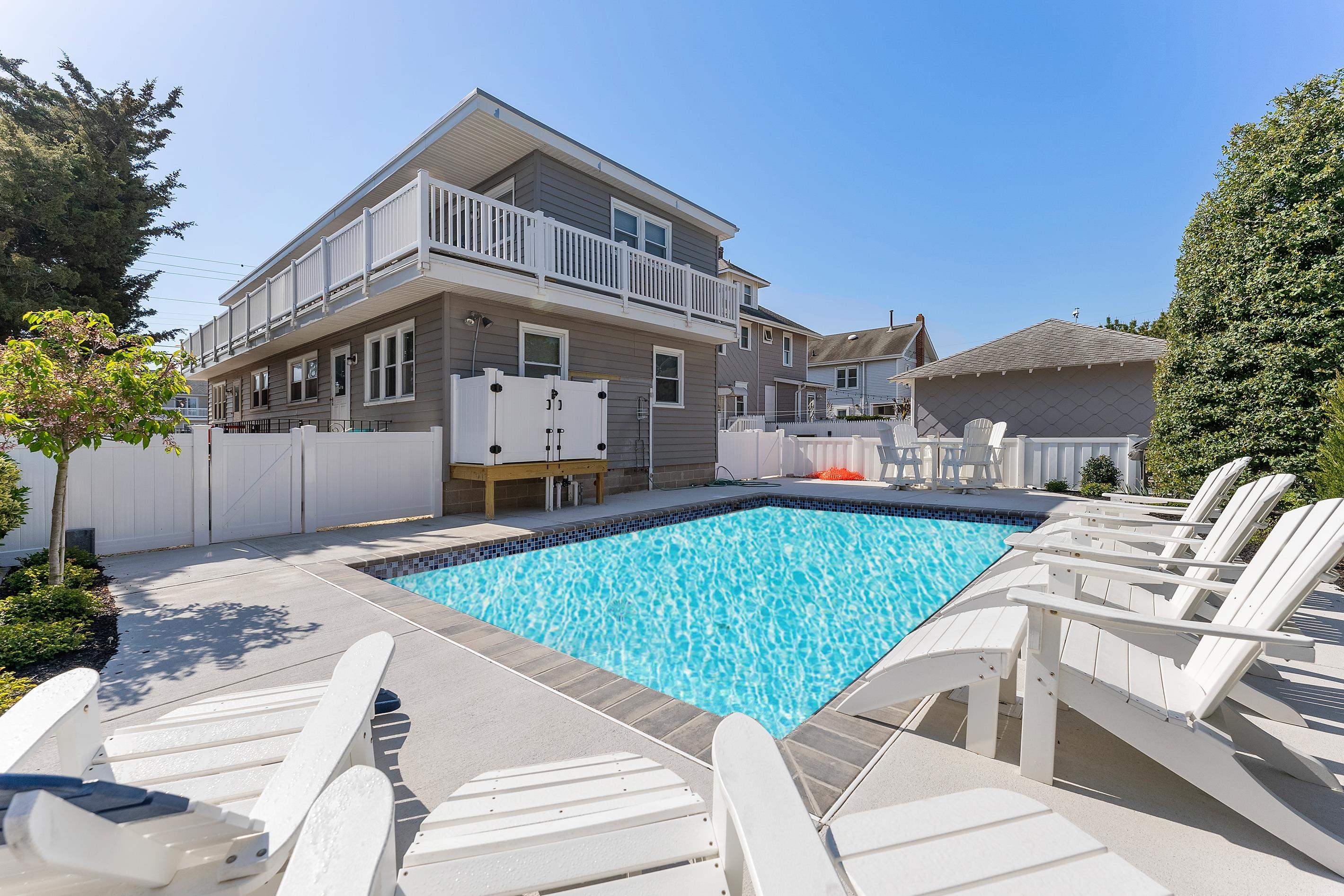 9903 Second Avenue Unit 2