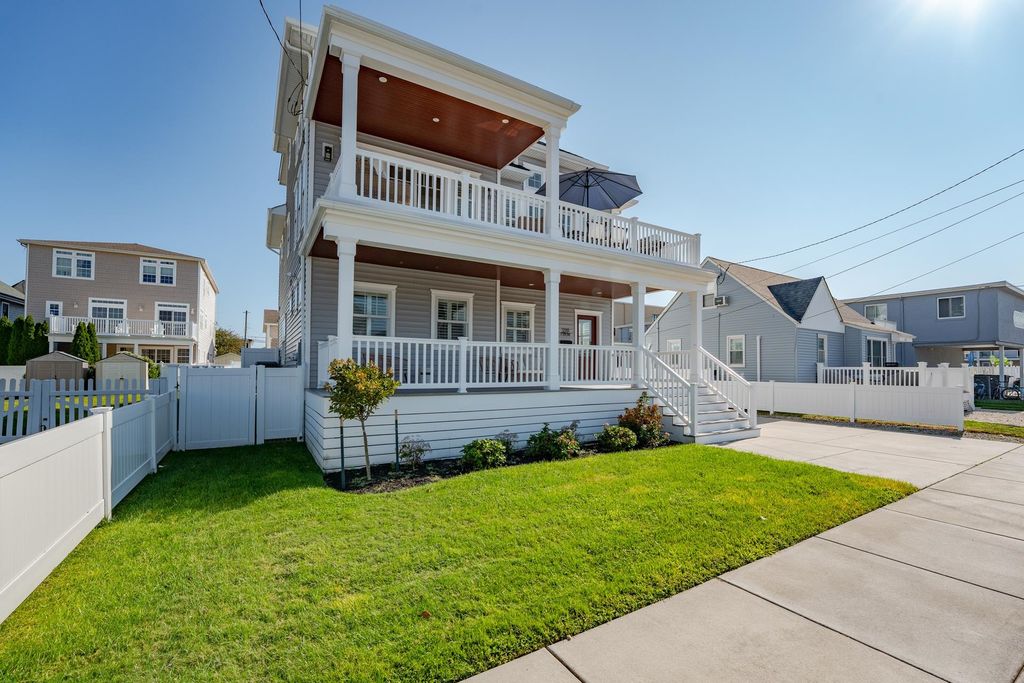 Photo of 329 E 4th Avenue, North Wildwood, NJ 08260 (MLS # 252795)