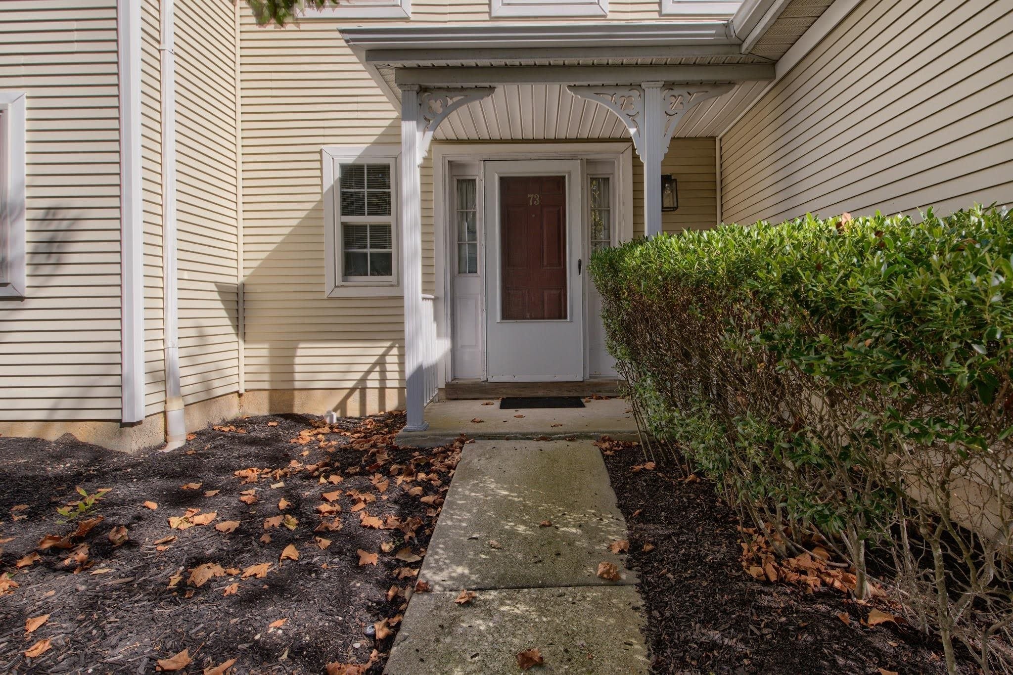 73 Anchorage Court 1003