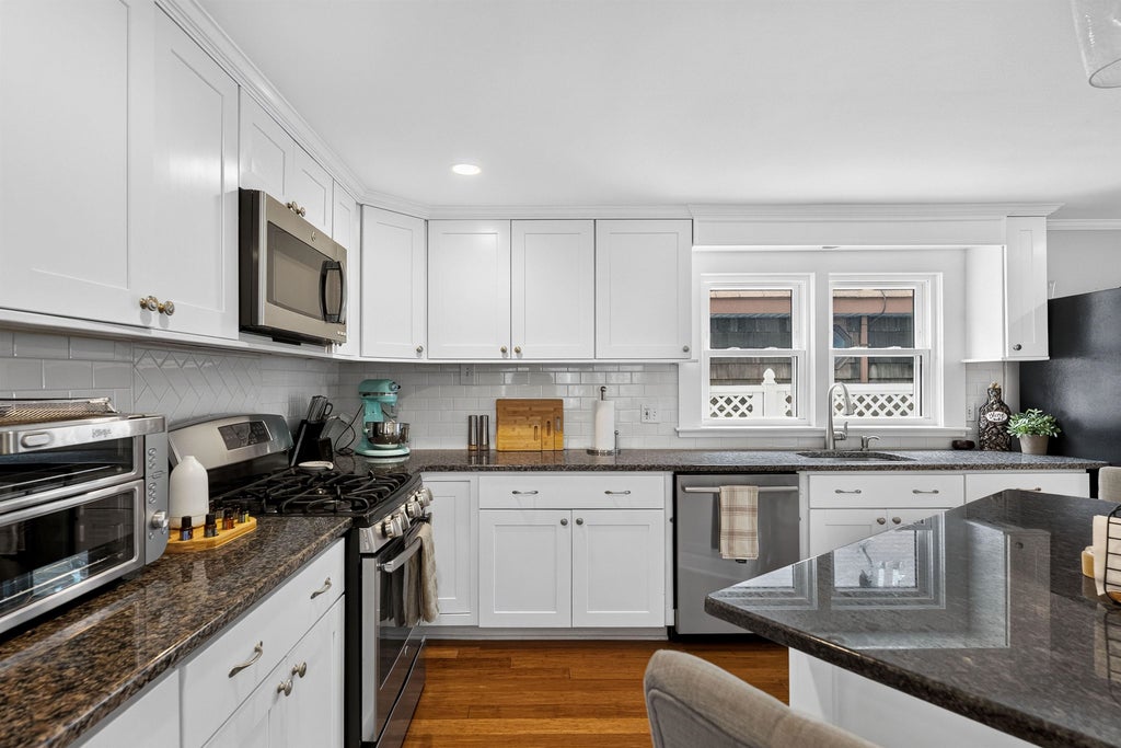 Photo of 31 Simpson Avenue, Ocean City, NJ 08226 (MLS # 262741)