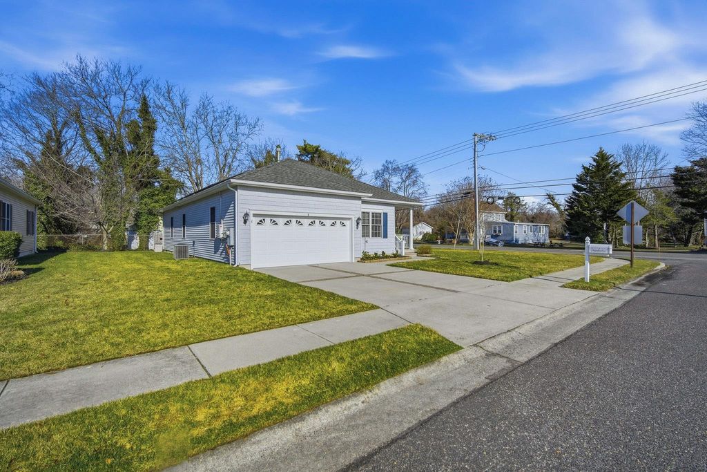 Photo of 1 Wynndemere Court, Cape May Court House, NJ 08210 (MLS # 260574)