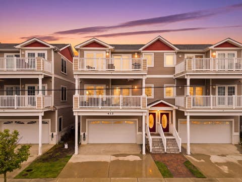 Homes For Sale - 413 W Cedar Avenue #C<br/> Wildwood, NJ 08260