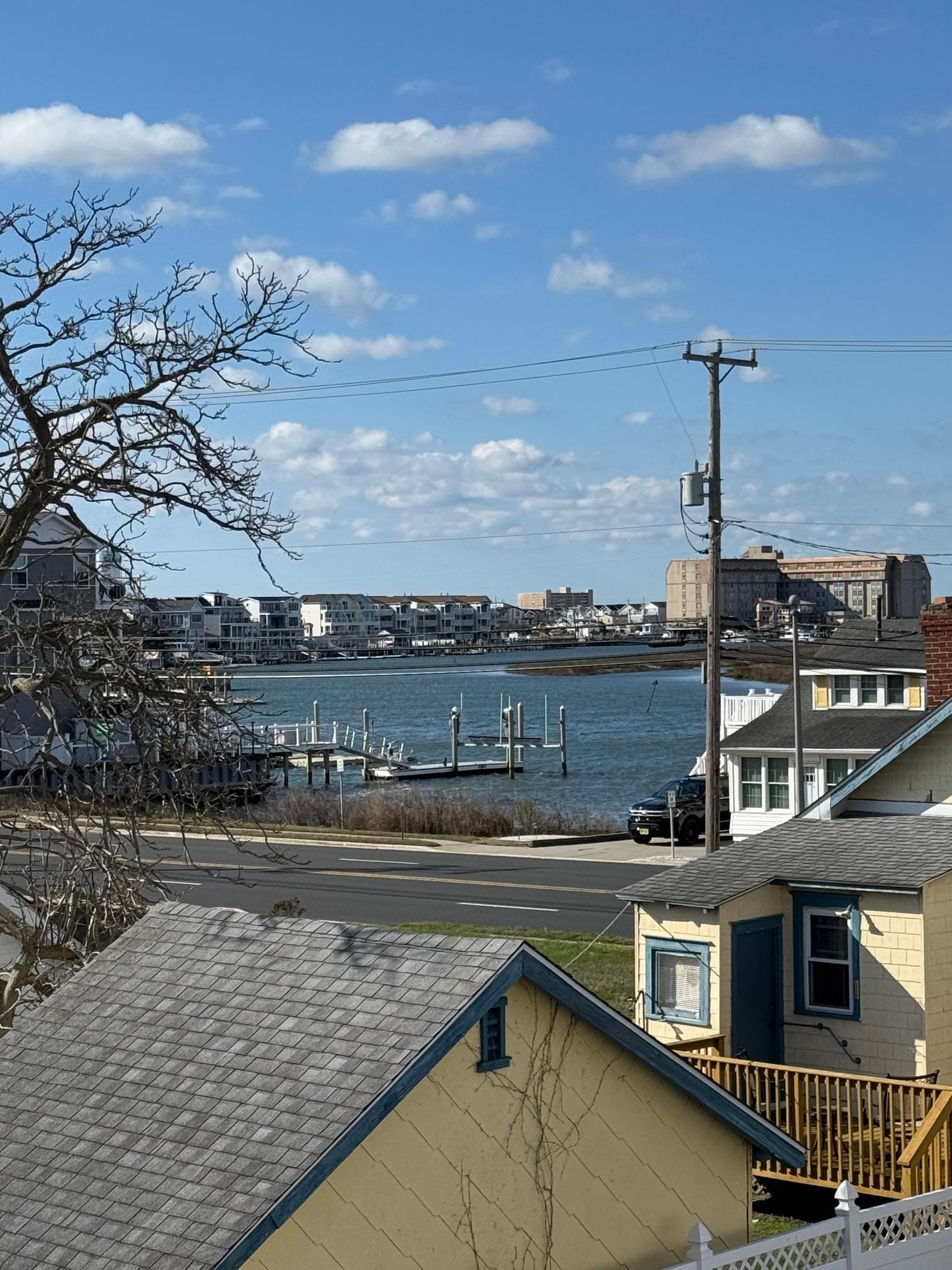 514 W Pine Avenue, North Wildwood, New Jersey image 2