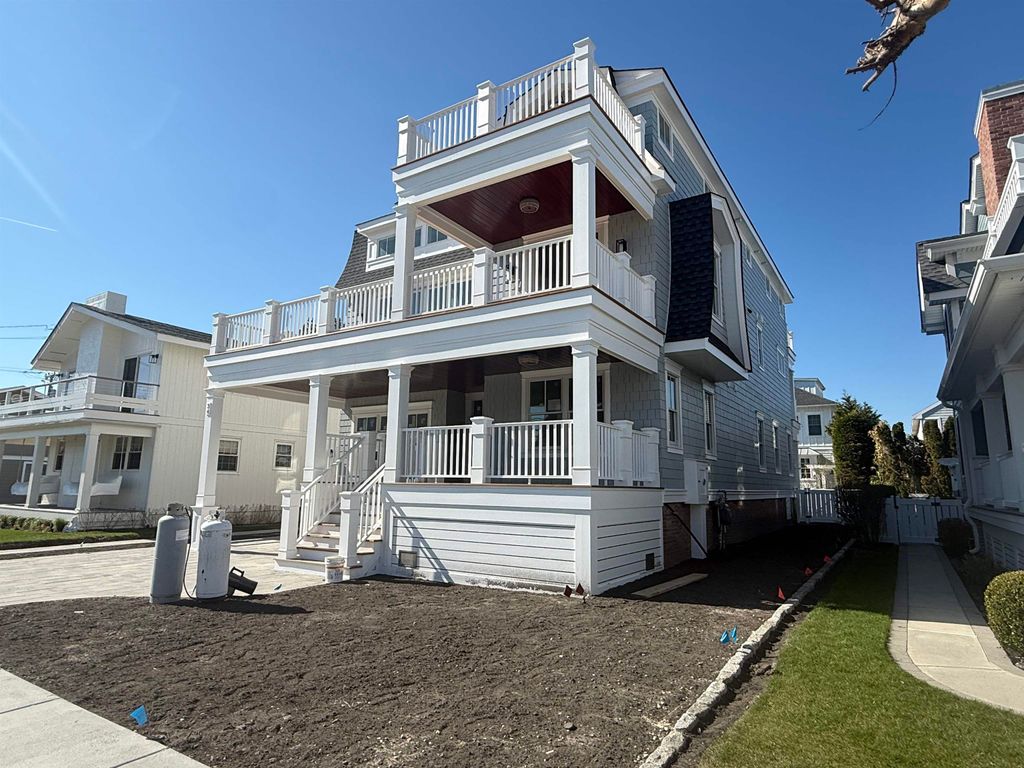 Photo of 36 W 24th Street St, Avalon, NJ 08202 (MLS # 261118)