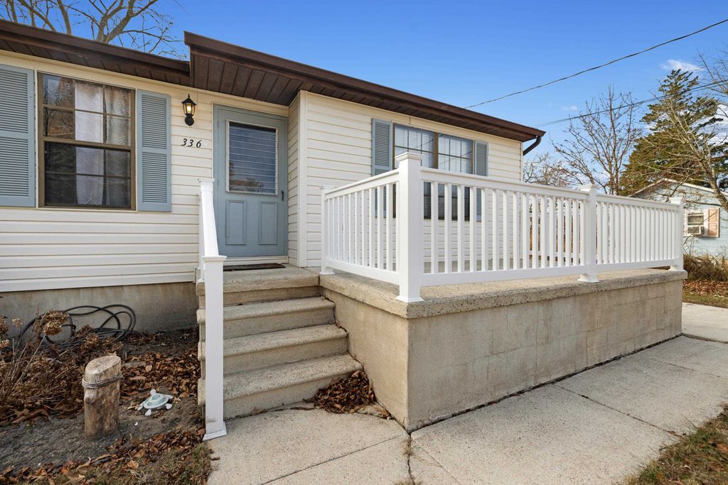 Photo of 336 E Miami Avenue, Villas, NJ 08251 (MLS # 253553)