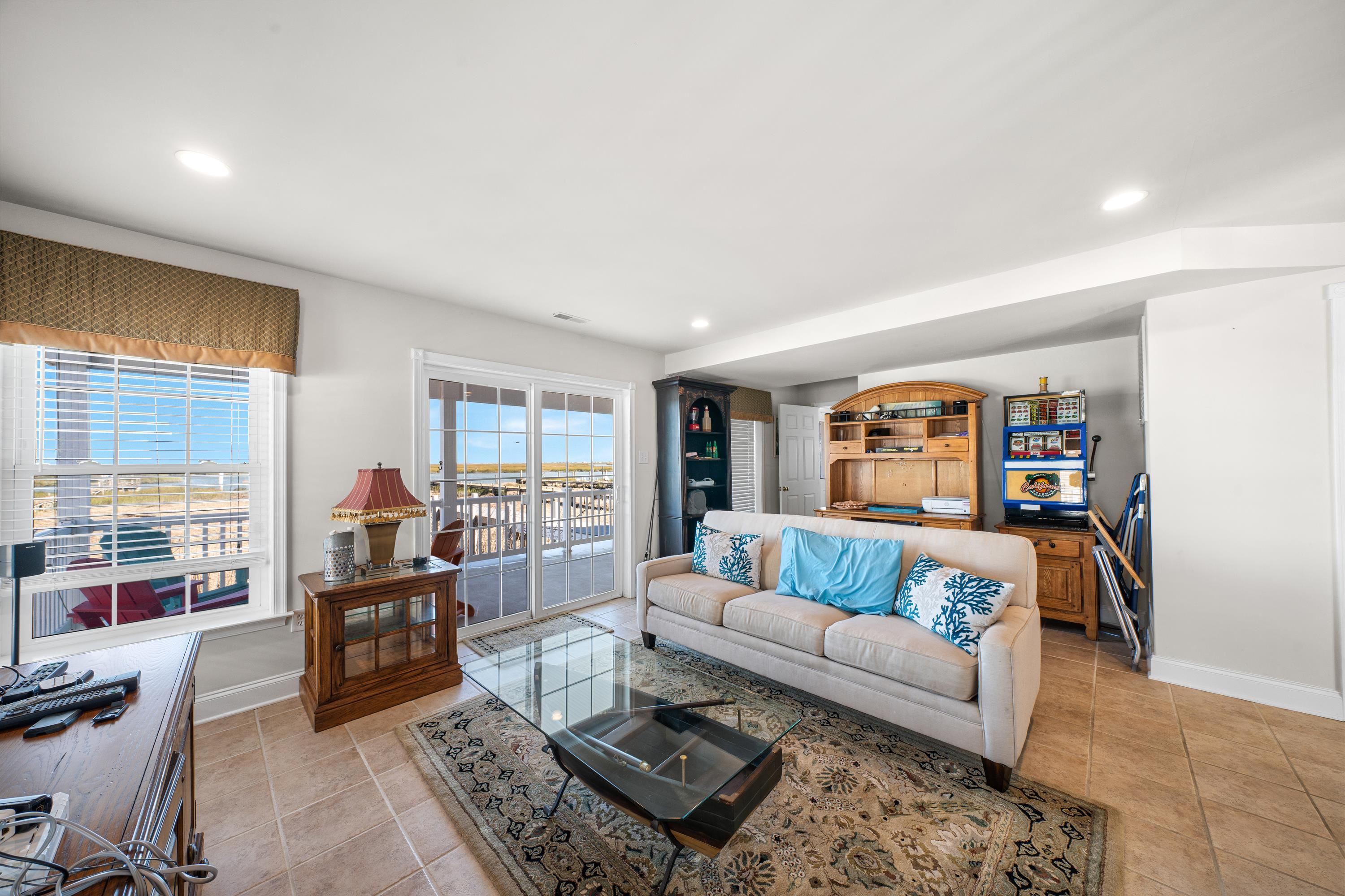 Avalon Manor, New Jersey 08202, United States, 4 Bedrooms Bedrooms, ,4 BathroomsBathrooms,Residential,Active,231618