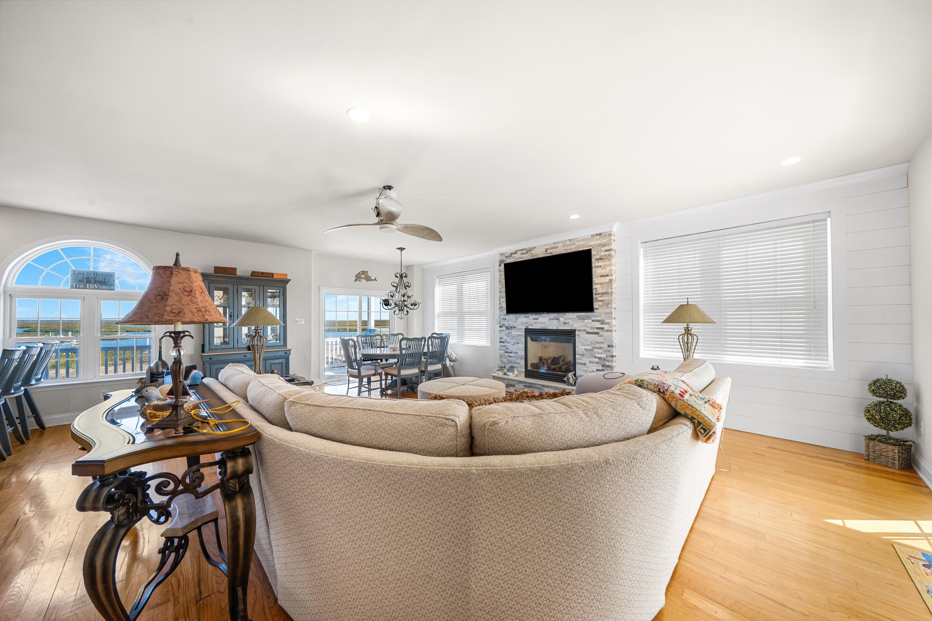 Avalon Manor, New Jersey 08202, United States, 4 Bedrooms Bedrooms, ,4 BathroomsBathrooms,Residential,Active,231618