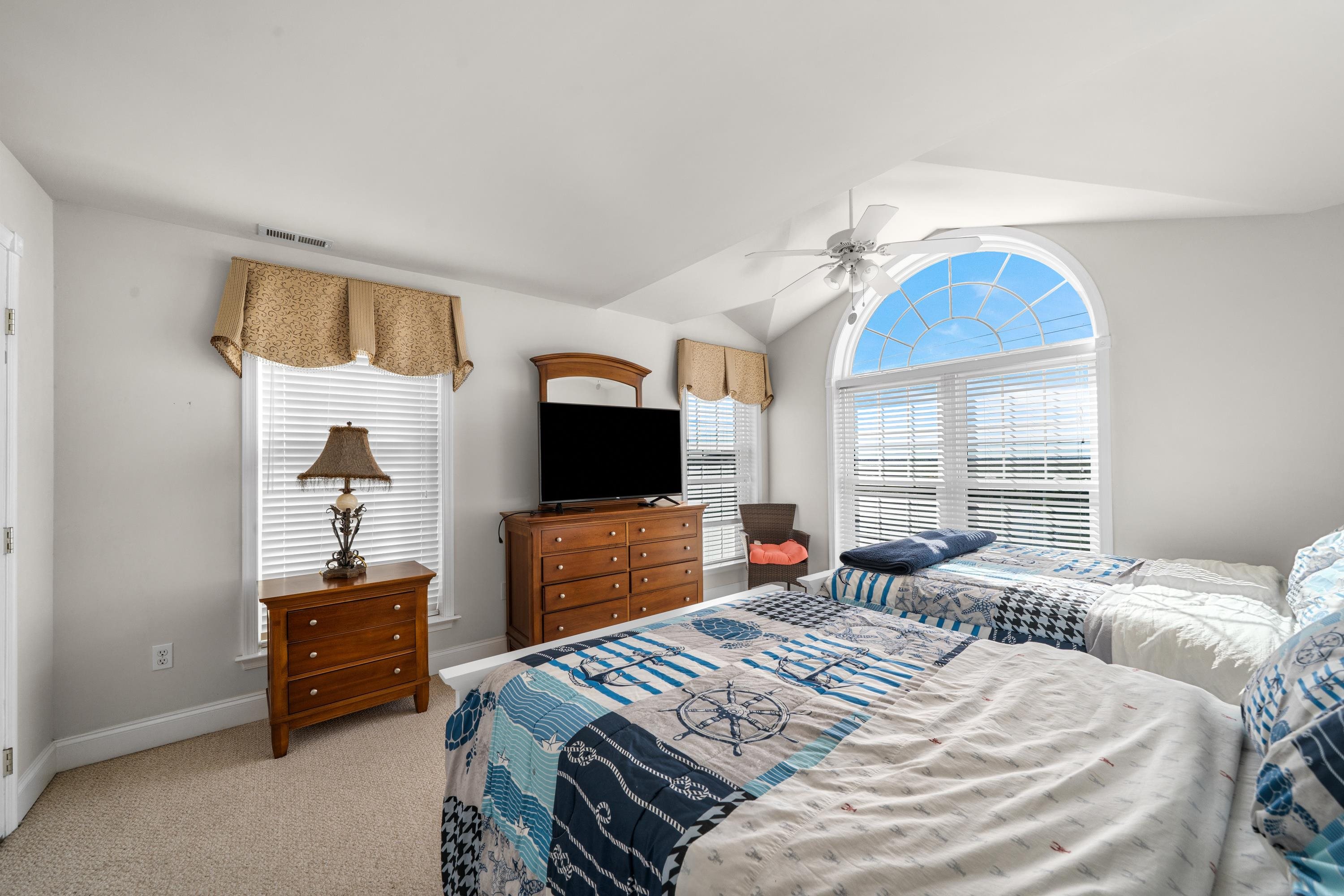 Avalon Manor, New Jersey 08202, United States, 4 Bedrooms Bedrooms, ,4 BathroomsBathrooms,Residential,Active,231618