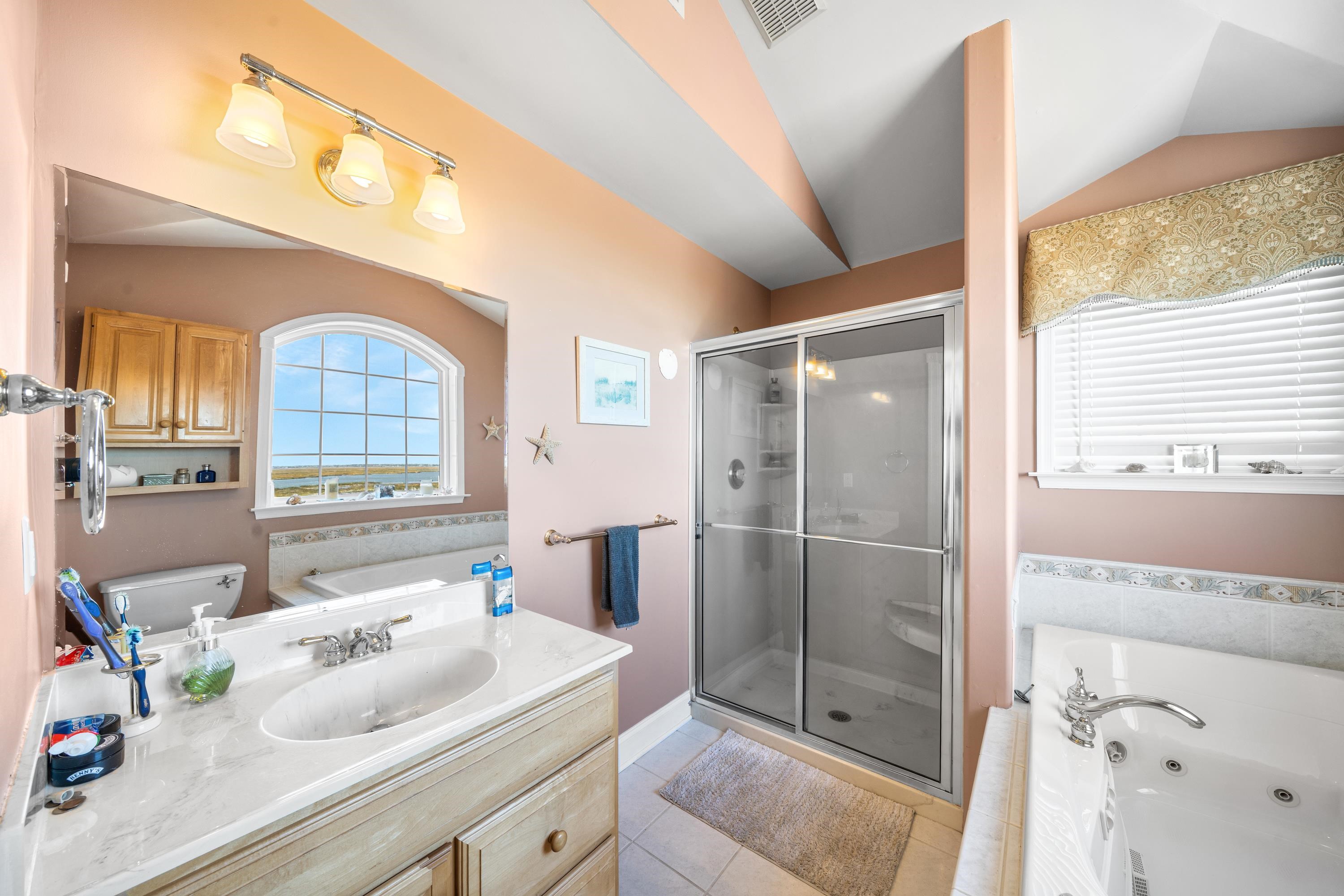 Avalon Manor, New Jersey 08202, United States, 4 Bedrooms Bedrooms, ,4 BathroomsBathrooms,Residential,Active,231618