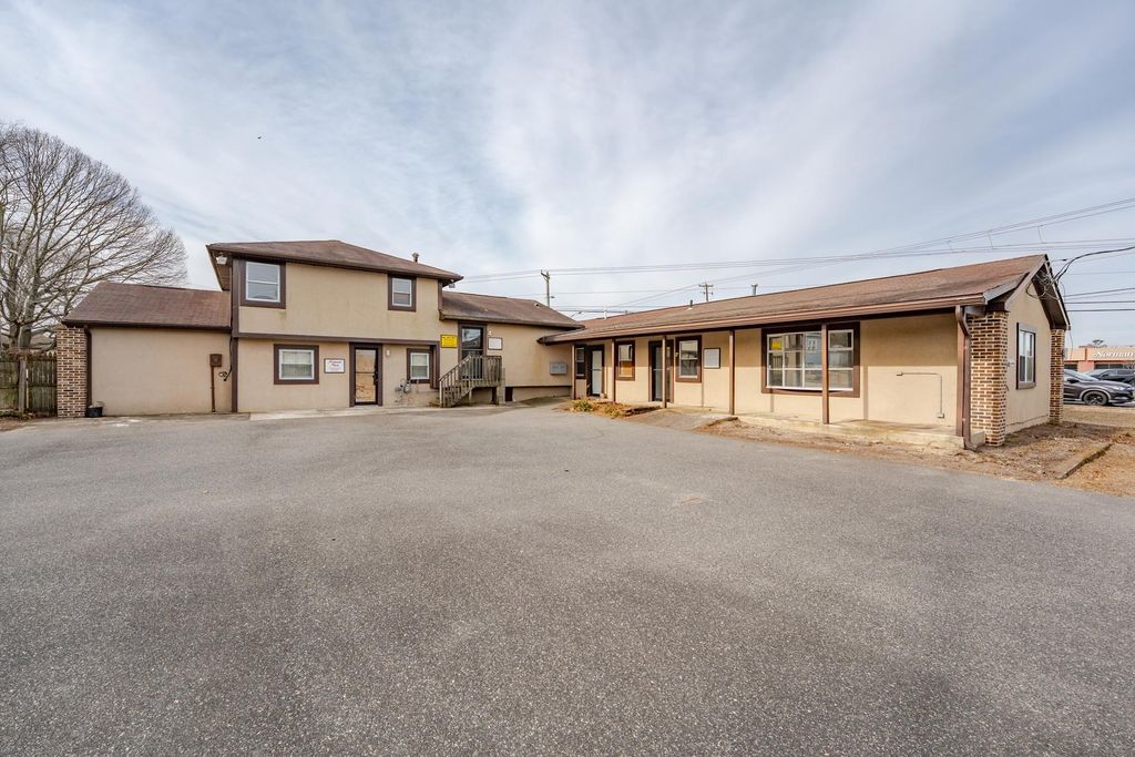 Photo of 98 New Road, Somers Point, NJ 08244 (MLS # 260040)