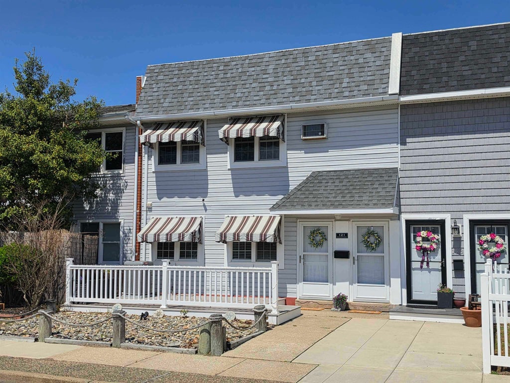 Photo of 121 Seaview Court, North Wildwood, NJ 08260 (MLS # 262637)