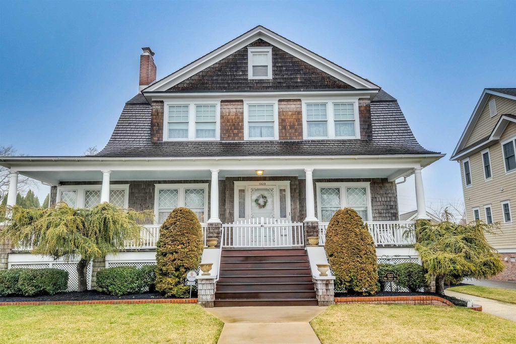 Photo of 1323 New Jersey Avenue, Cape May, NJ 08204 (MLS # 260700)