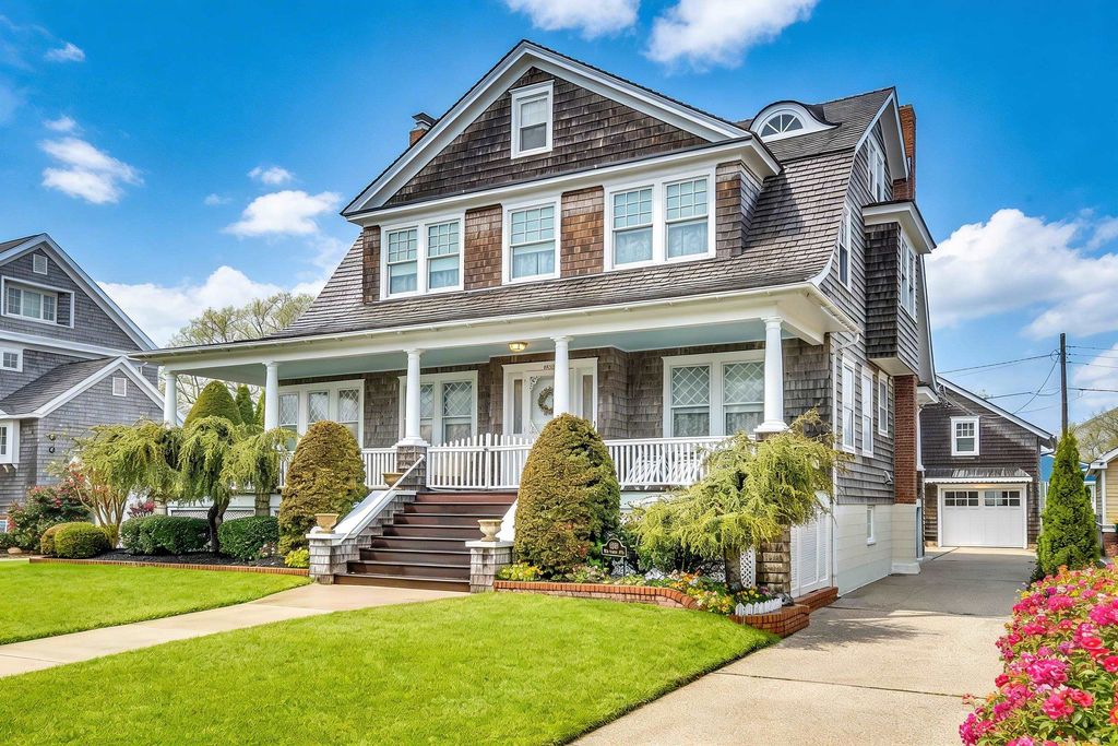 Photo of 1323 New Jersey Avenue, Cape May, NJ 08204 (MLS # 260700)