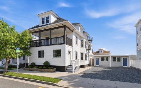 Condo For Sale - 233 E Juniper Avenue #1<br/> Wildwood, NJ 08260