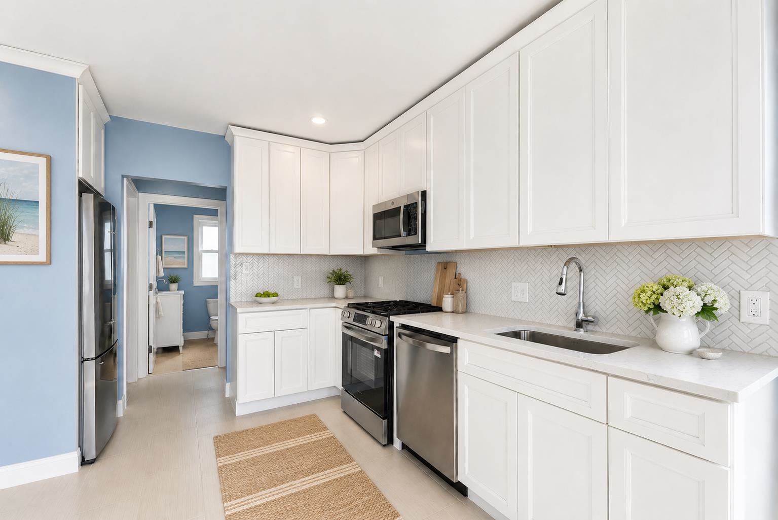 233 E Juniper Avenue 1
