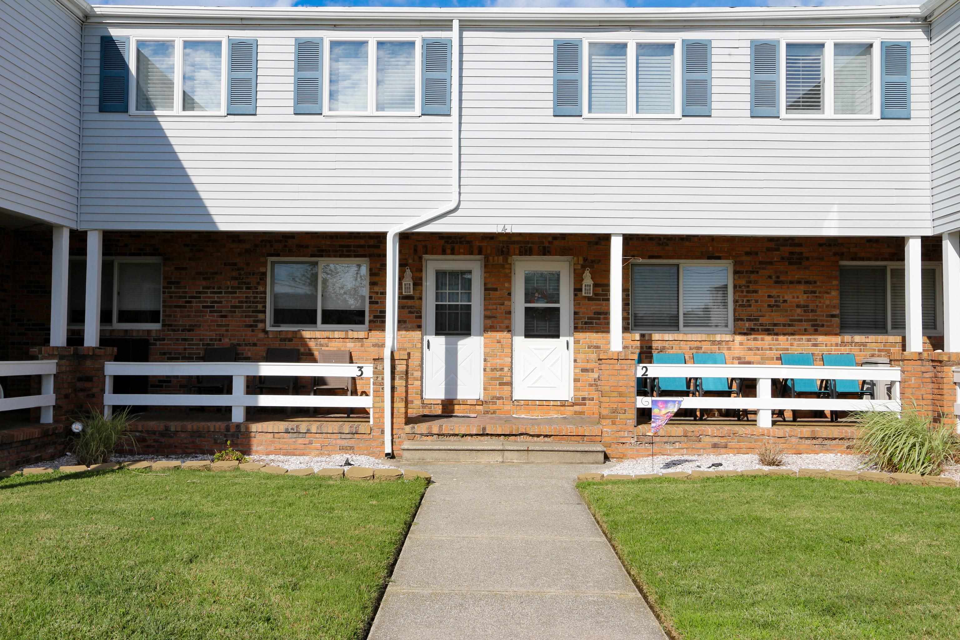 141 W Cardinal Road 3