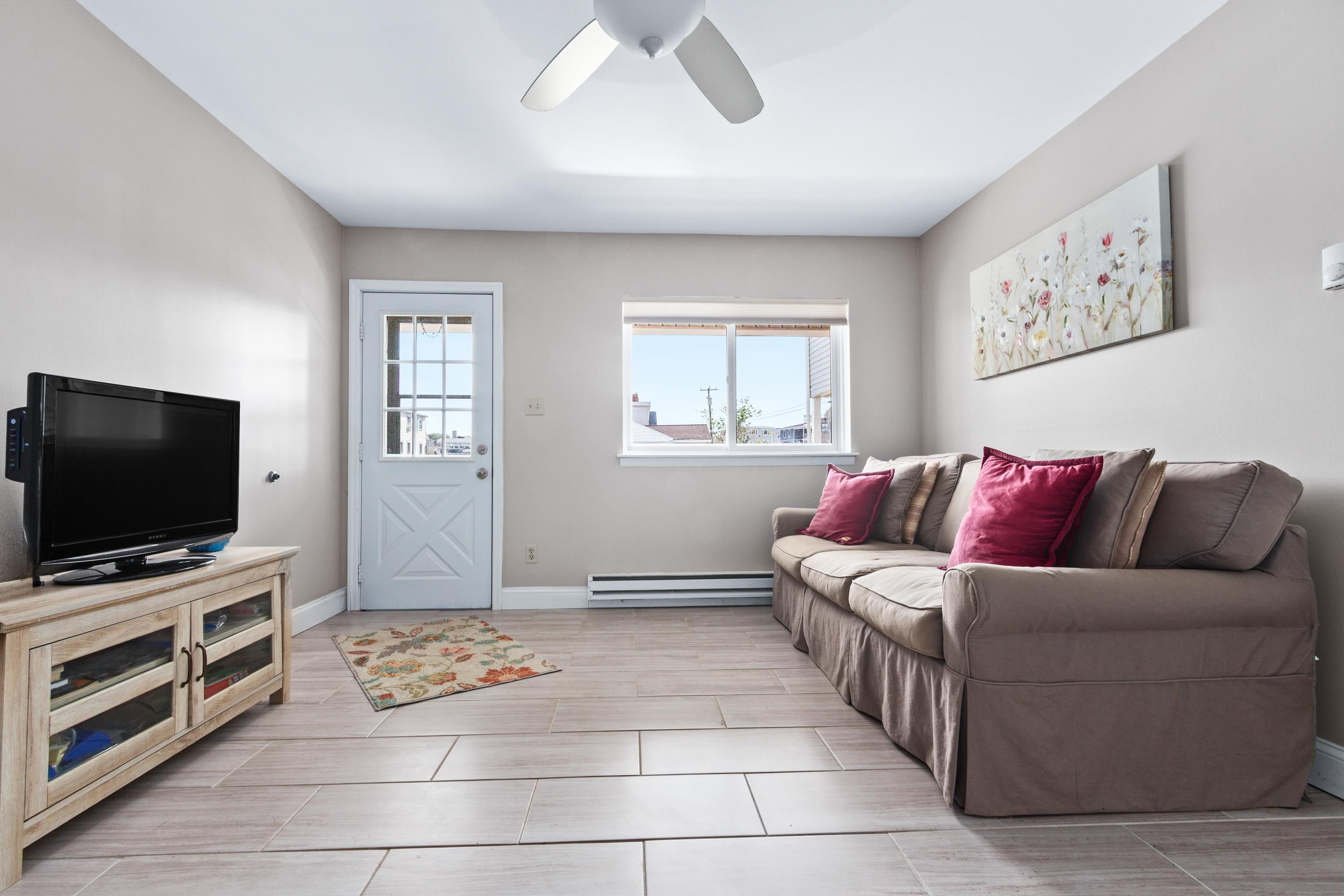 141 W Cardinal Road 3