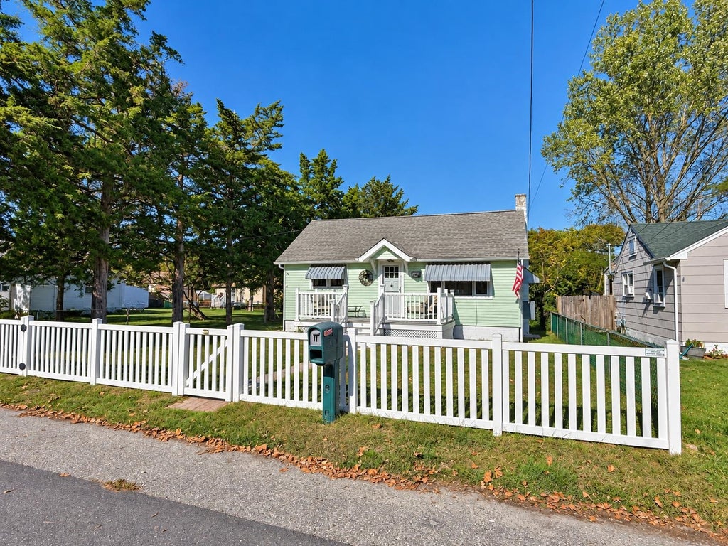 Photo of 11 Ellery Road, Villas, NJ 08251 (MLS # 262990)