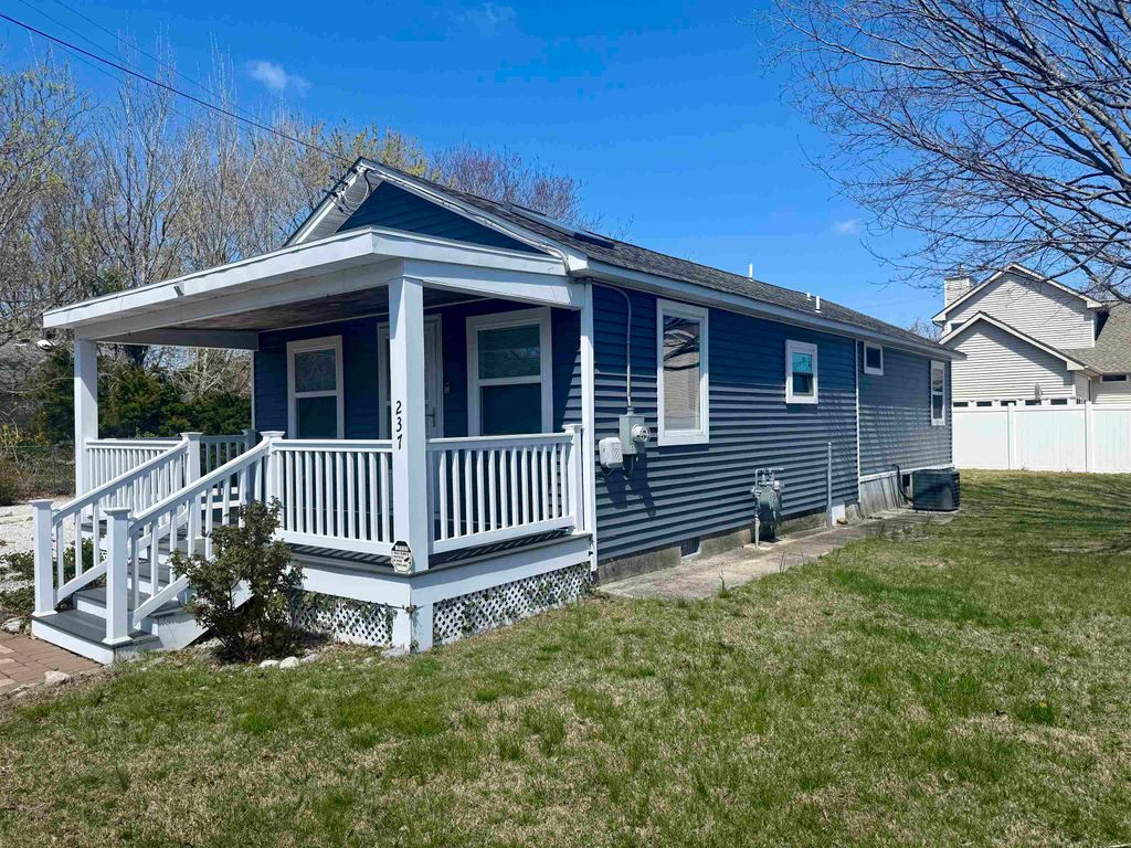 Photo of 237 Maryland Avenue, Villas, NJ 08251 (MLS # 261070)