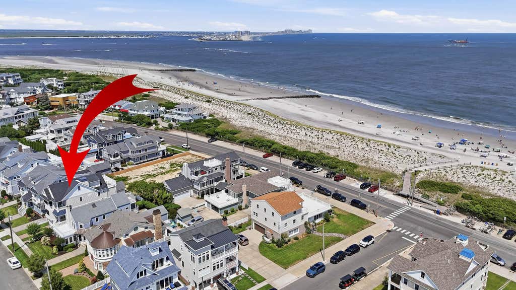Photo of 311 Ocean Road, Ocean City, NJ 08226 (MLS # 262051)