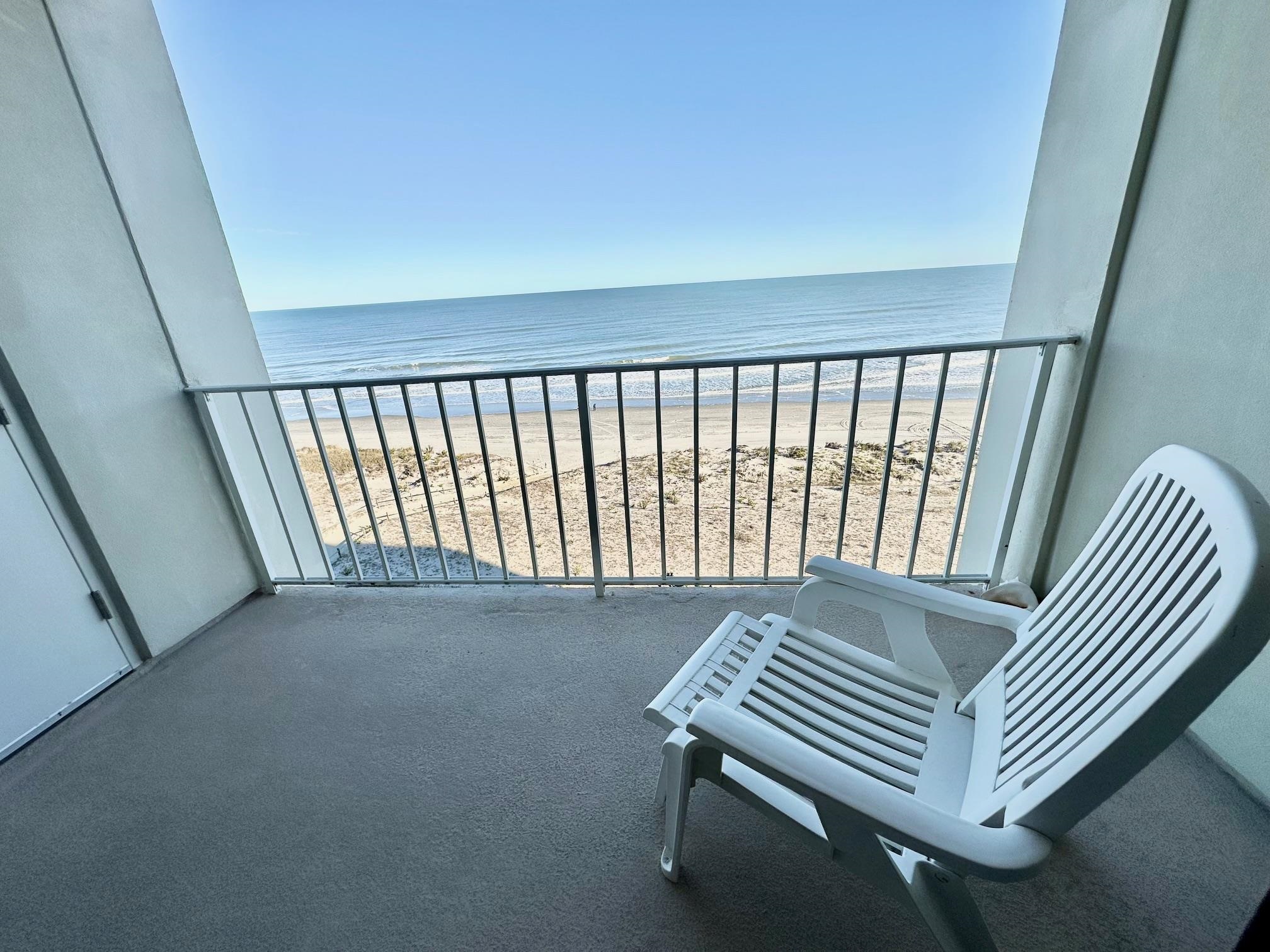 3700 Boardwalk 706S