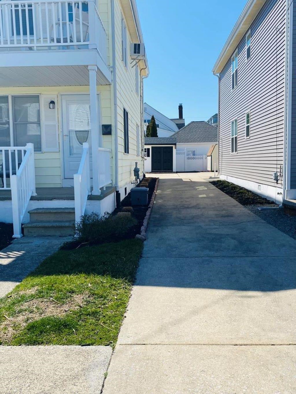 130 E Palm Road 1st floor