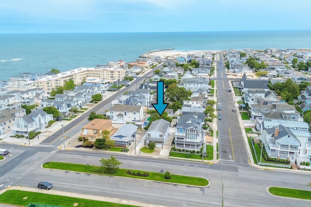 Photo of 859 Dune Drive, Avalon, NJ 08202 (MLS # 252867)