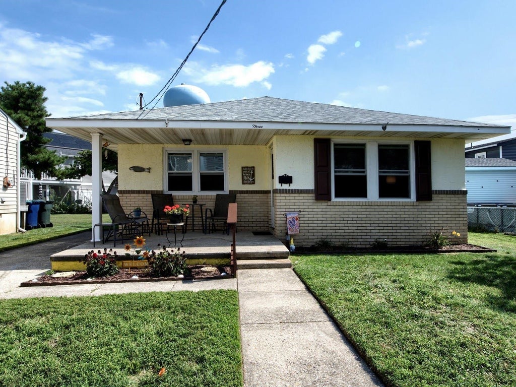 Photo of 3 Girard Place, Brigantine, NJ 08203 (MLS # 262708)