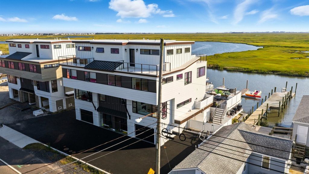 Photo of 923 Stone Harbor Boulevard #West, Stone Harbor Manor, NJ 08210 (MLS # 260499)