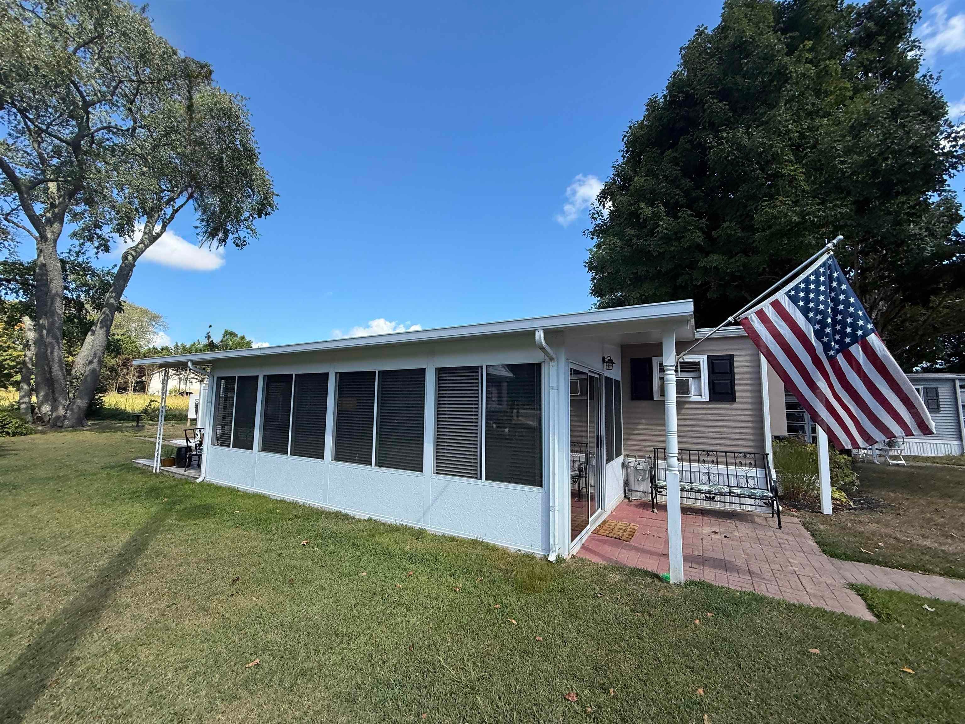 11 Westwood Drive
