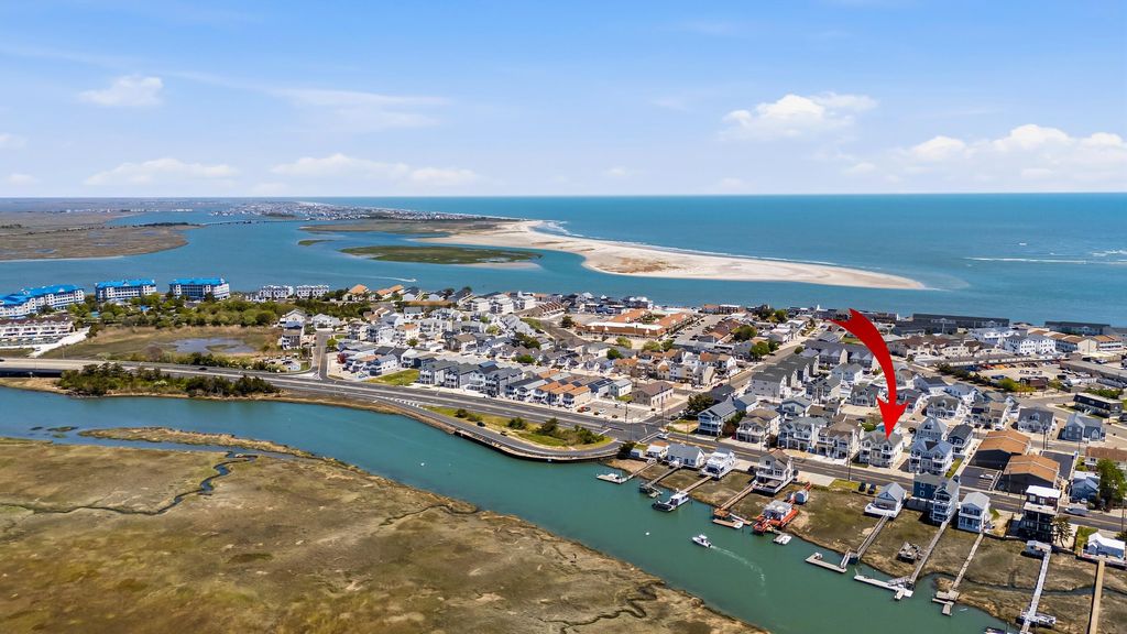Photo of 639 W Spruce Avenue #639, North Wildwood, NJ 08260 (MLS # 261220)