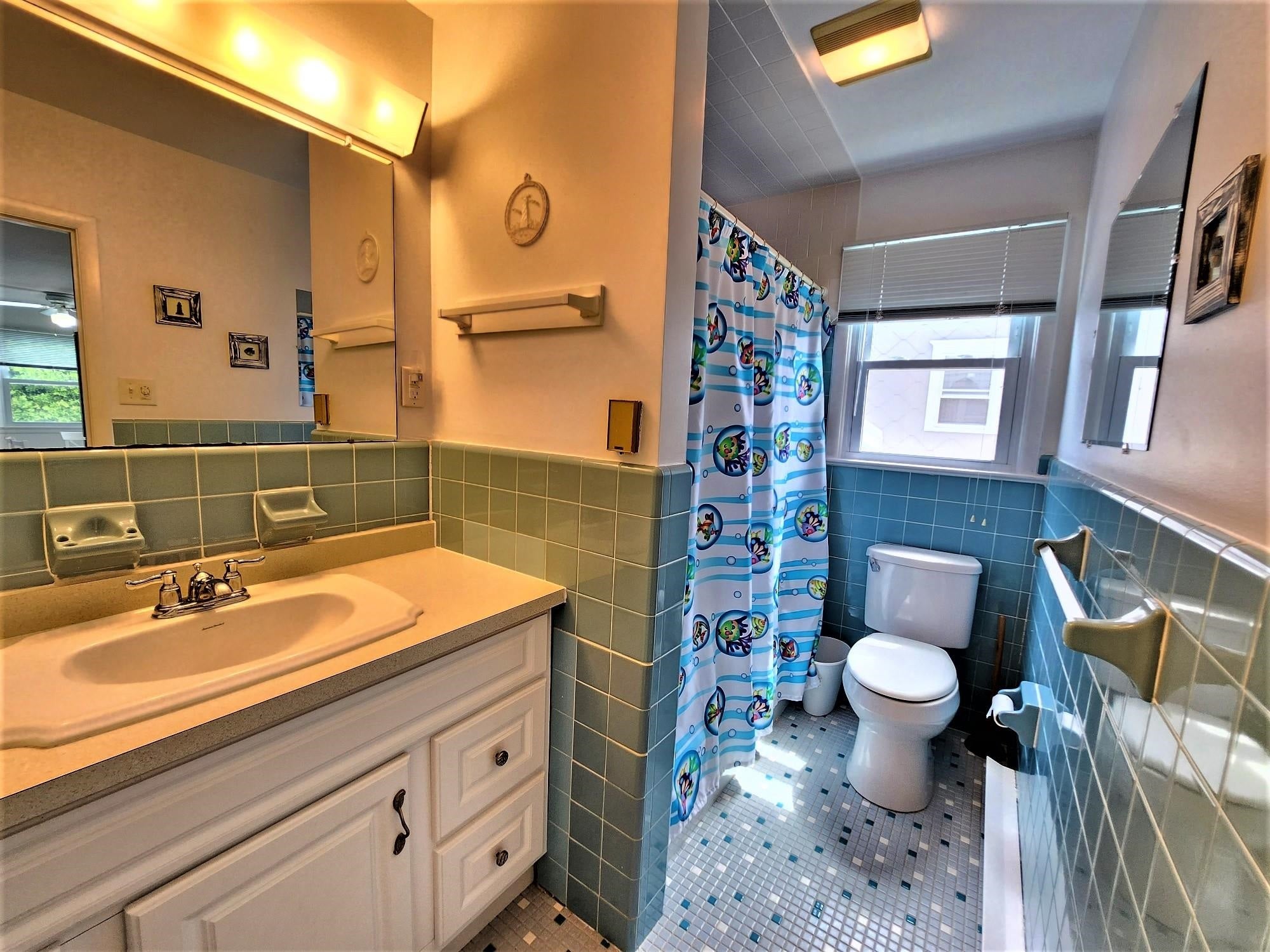 9903 Second Avenue 2-Rear