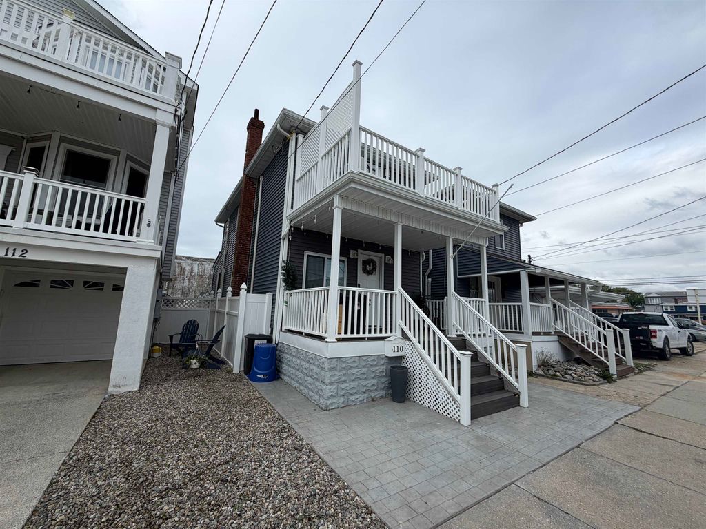 Photo of 110 E Roberts Ave, Wildwood, NJ 08260 (MLS # 261263)