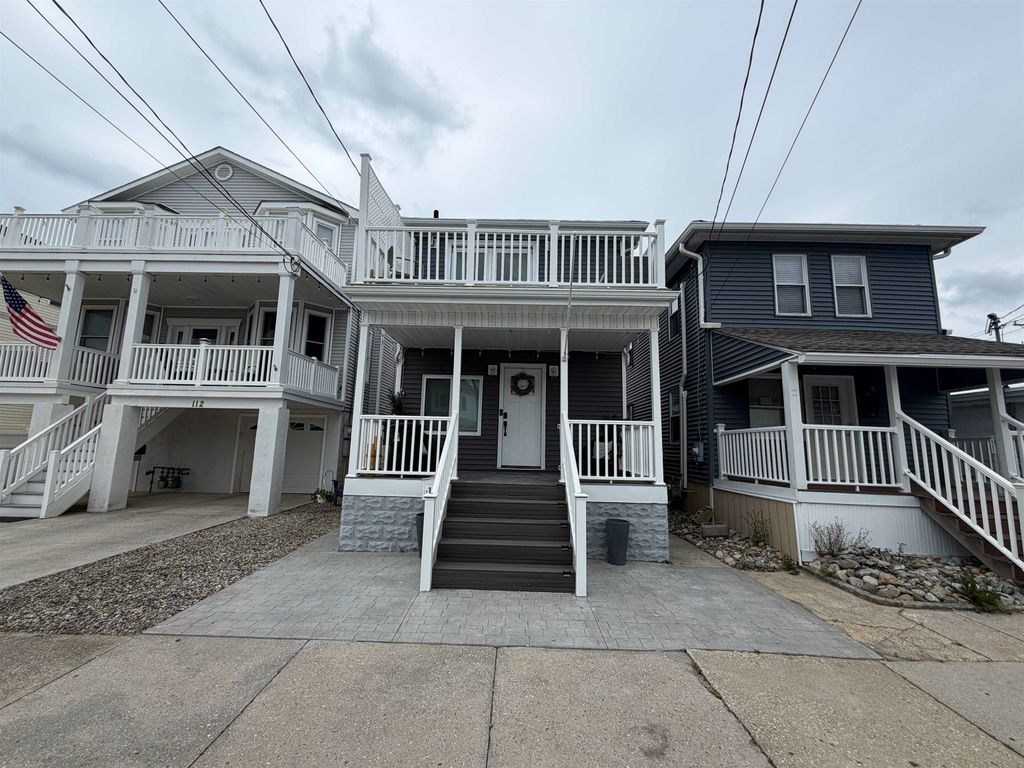 Photo of 110 E Roberts Ave, Wildwood, NJ 08260 (MLS # 261263)