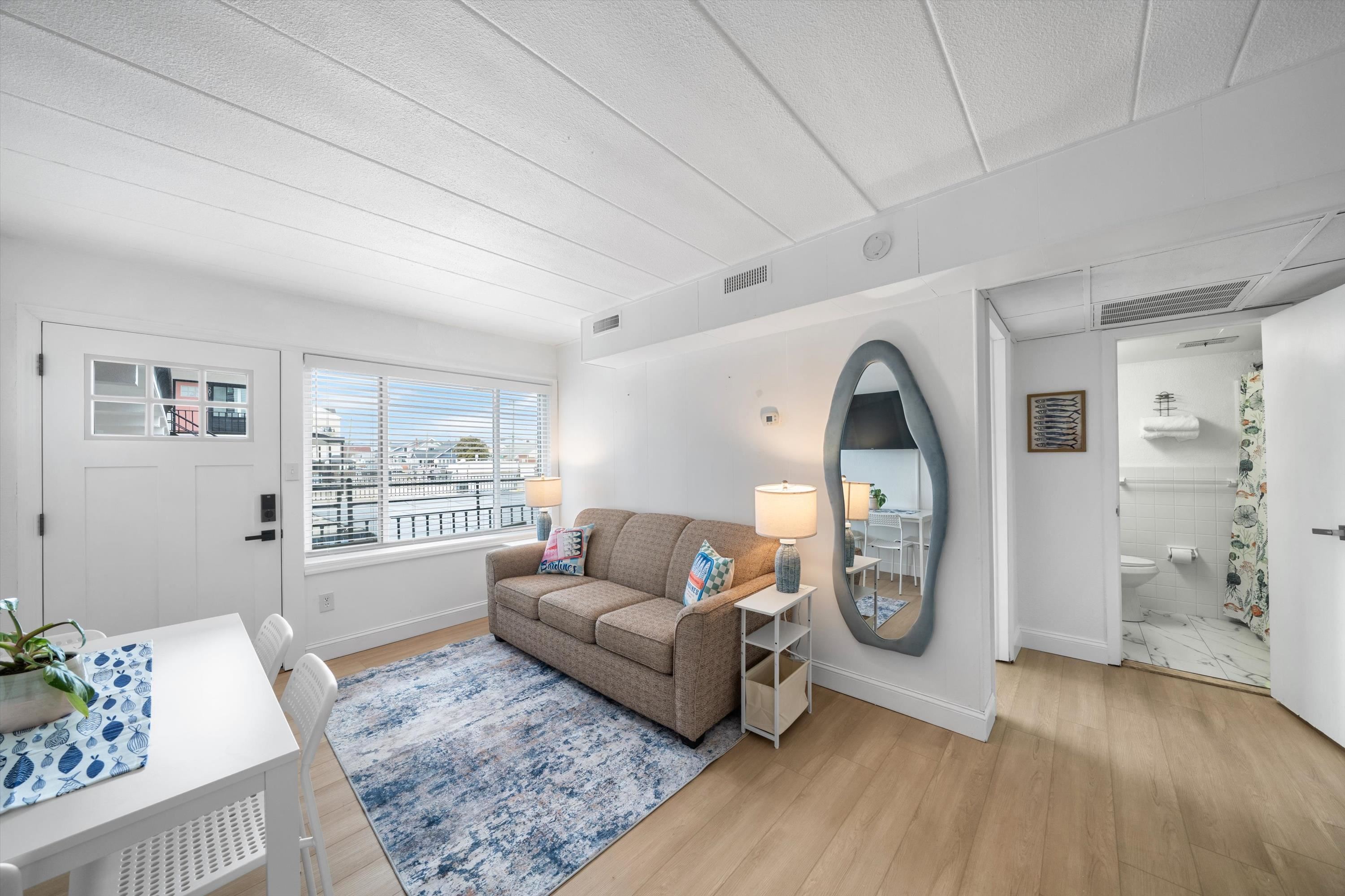 2101 Surf Avenue 109