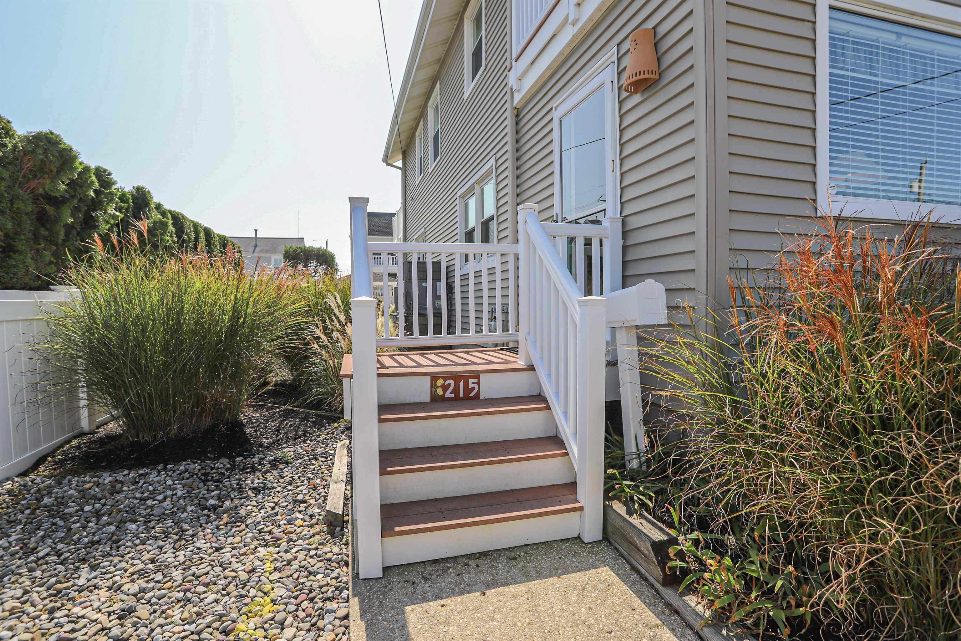 215 89th Street, Stone Harbor, New Jersey image 3