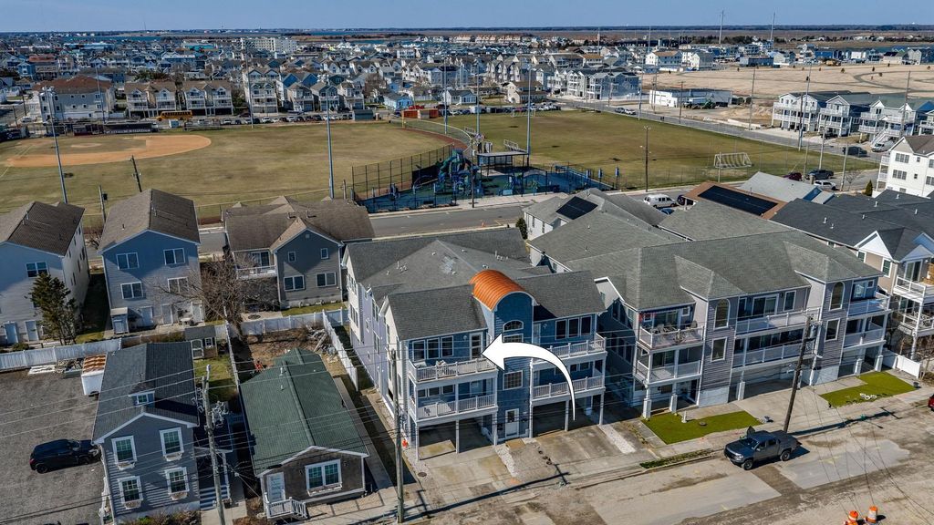 Photo of 420 W Garfield Avenue #201, Wildwood, NJ 08260 (MLS # 260800)
